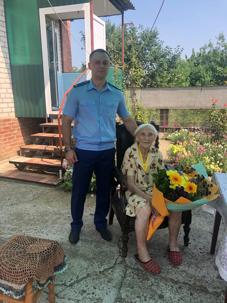 Прокурор Успенского района поздравила со 100- летним юбилеем ветерана Великой Отечественной войны
